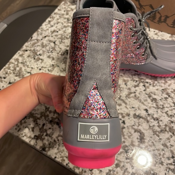 Marley Lilly sparkles duck boots- size 8 - Picture 5 of 6